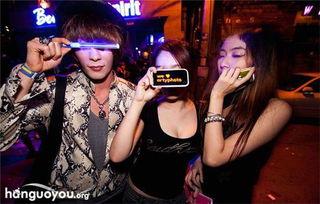 夜生活的女人在线观看,揭秘都市夜幕下的情感世界 第2张 夜生活的女人在线观看,揭秘都市夜幕下的情感世界 第2张